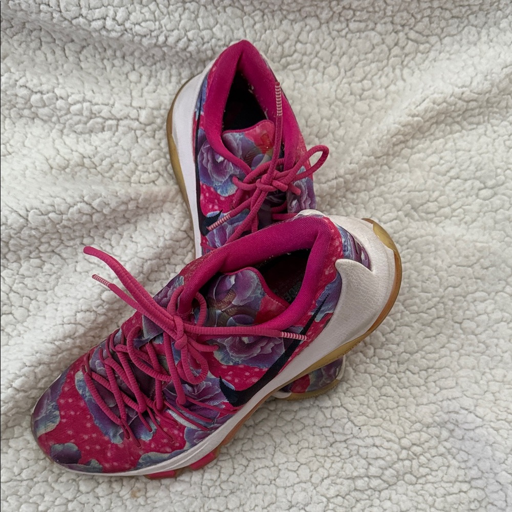 Nike KD 8 “Aunt Pearl”